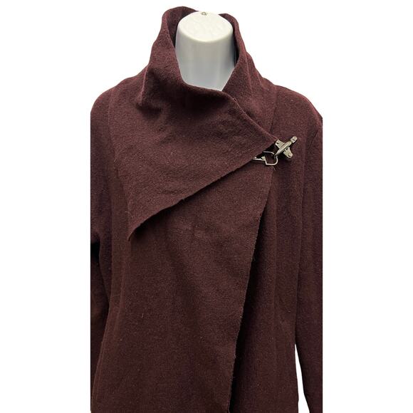 NorthStyle SZ S Purple 100% Wool Long Coat Asymmetrical Collar Toggle Front - Picture 2 of 4